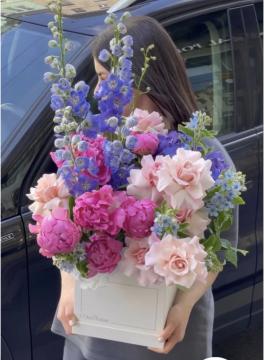 Bluebell Blush Luxury Hat Box