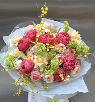 Golden Hour Luxury Bouquet