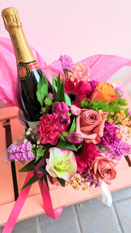 Hat Box with Champagne