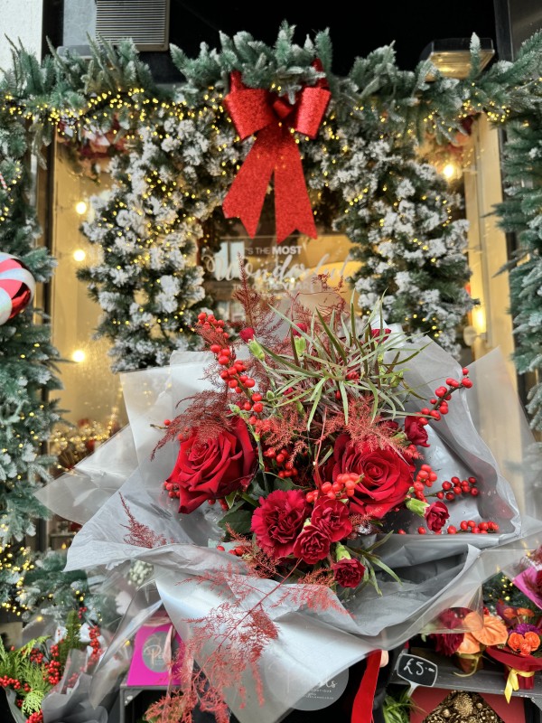 Merry & Bright