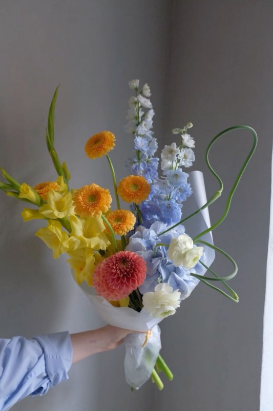 Vivid Mother's Day Bouquet