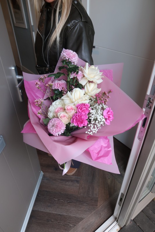 Pretty Pink and White Bouquet